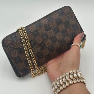 Authentic 2011 Damier Ebene Full Zipper Wallet Crossbody